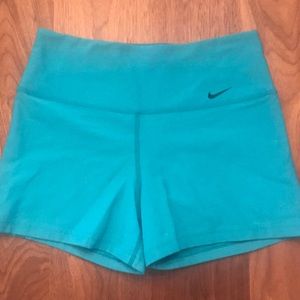 Nike dri-fit shorts. EUC Sz S
